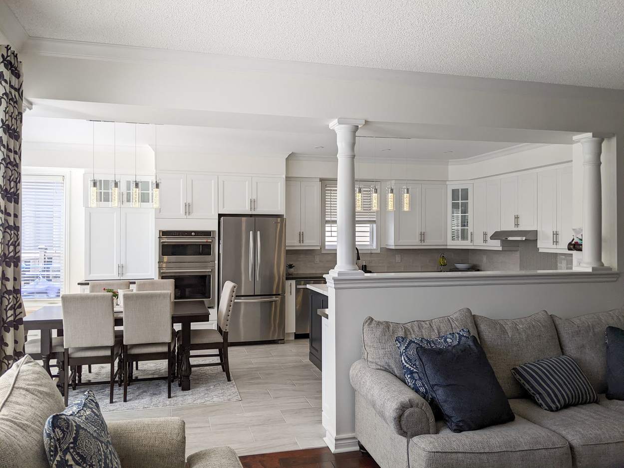 Chef's Kitchen and Entertainer's Basement, Whitby: Kitchen and dining area open to the family room