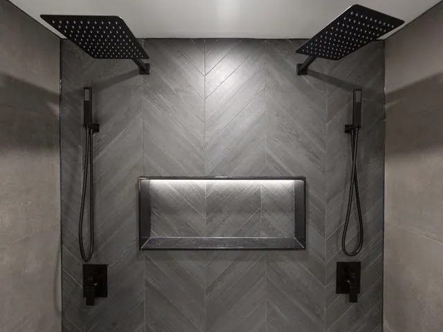 Moody spa: detail